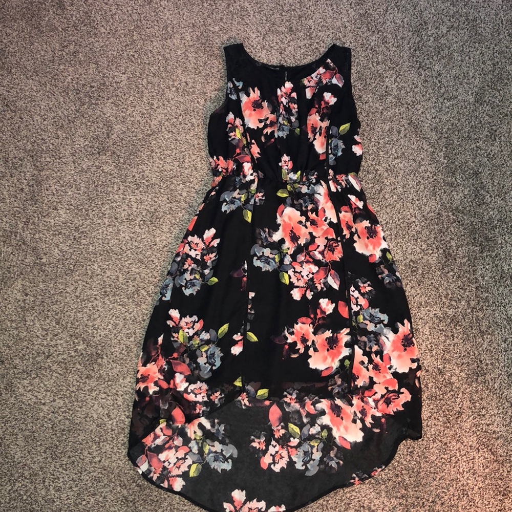 High-Low Sleeveless Dress